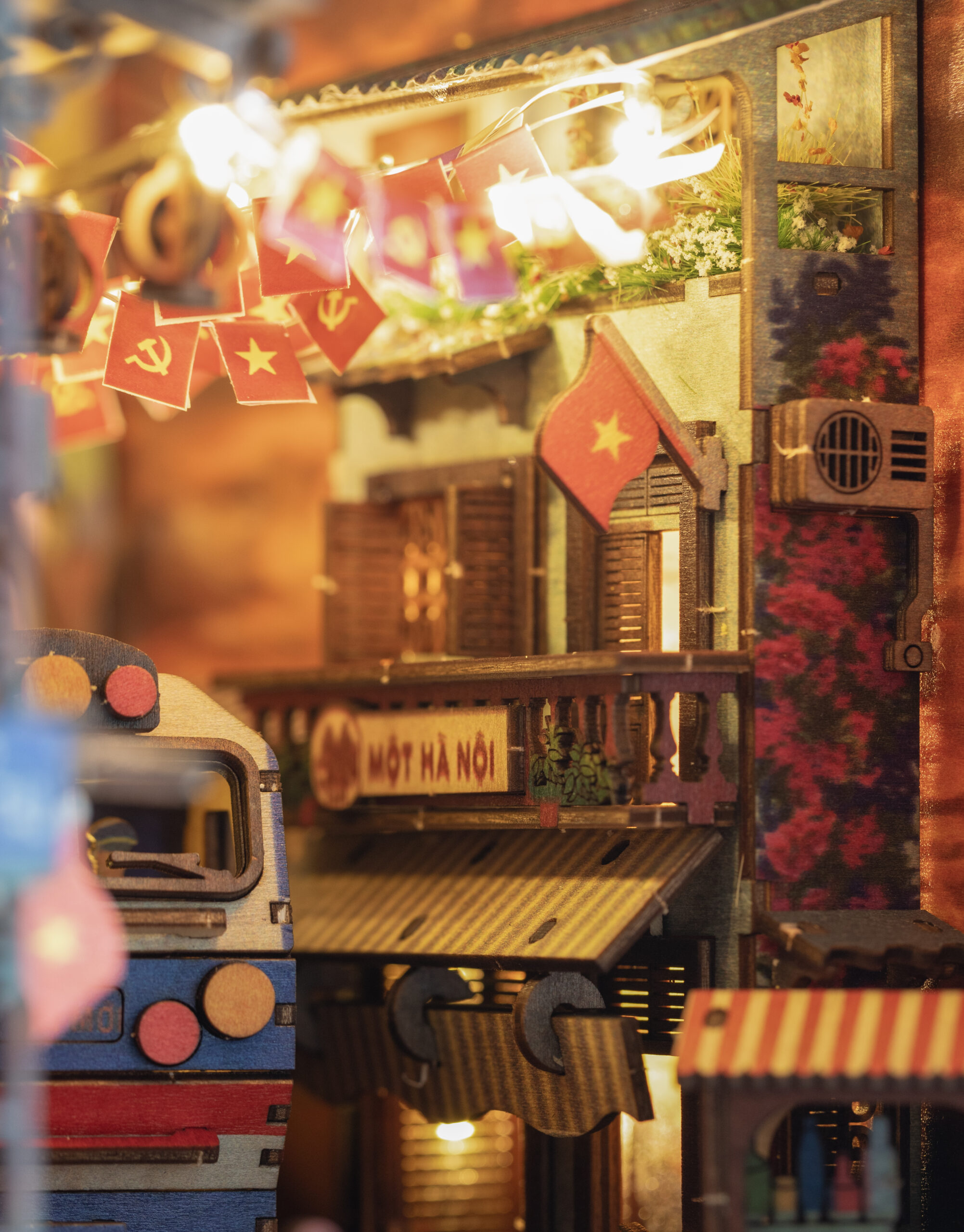 Train Street - Phố Đường Tàu | Tặng Búa + Keo - Hình ảnh 6