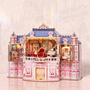Pink Holiday Grand Hotel